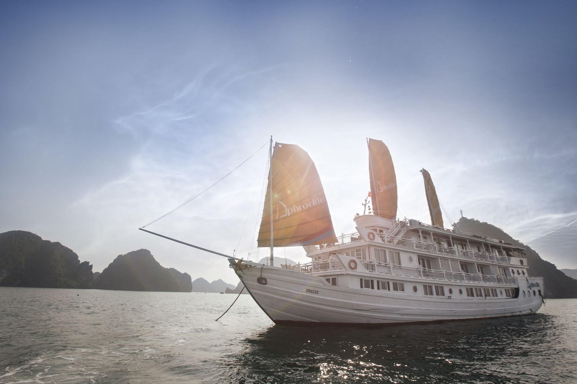 Aphrodite Cruise Ha Long Exterior photo